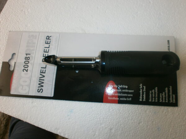 SWIVEL PEELER