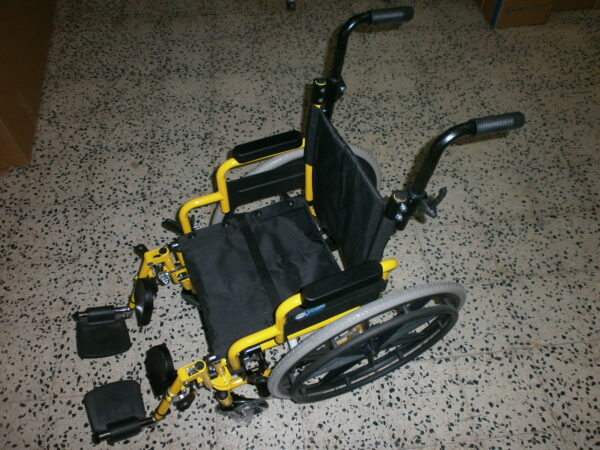 WHEELCHAIR FOLDABLE 14 INCH KIDDY